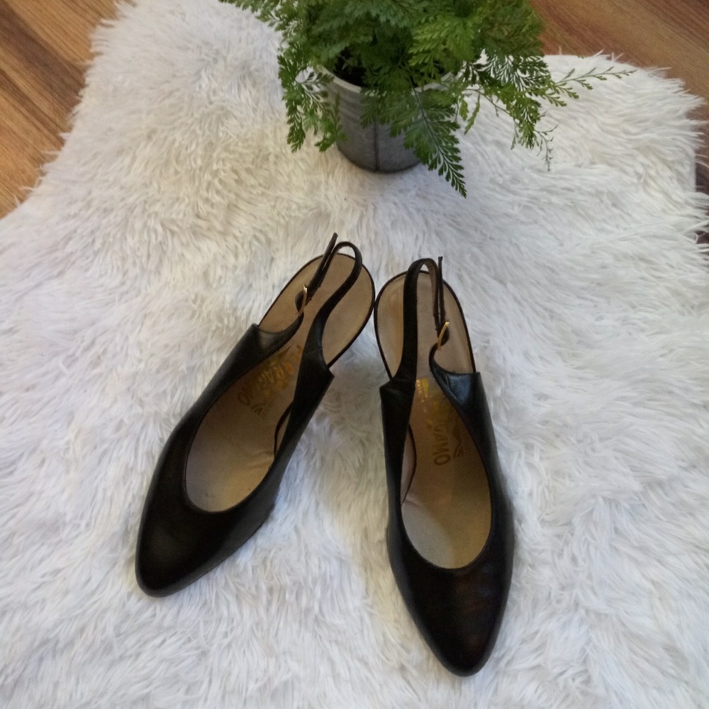 Vintage Salvatore Ferragamo Black Heels